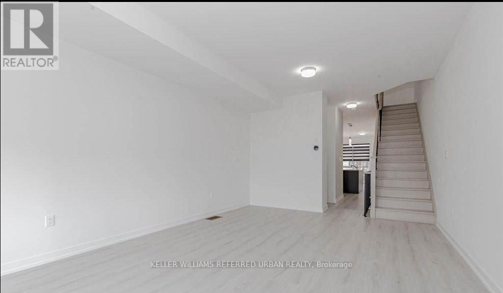 1579 Midland Avenue, Toronto, Ontario  M1P 3C1 - Photo 3 - E13539266