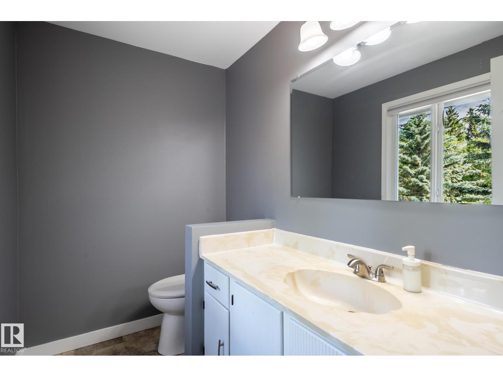100 Forest Gv, St. Albert, Alberta  T8N 3K6 - Photo 11 - E4497655