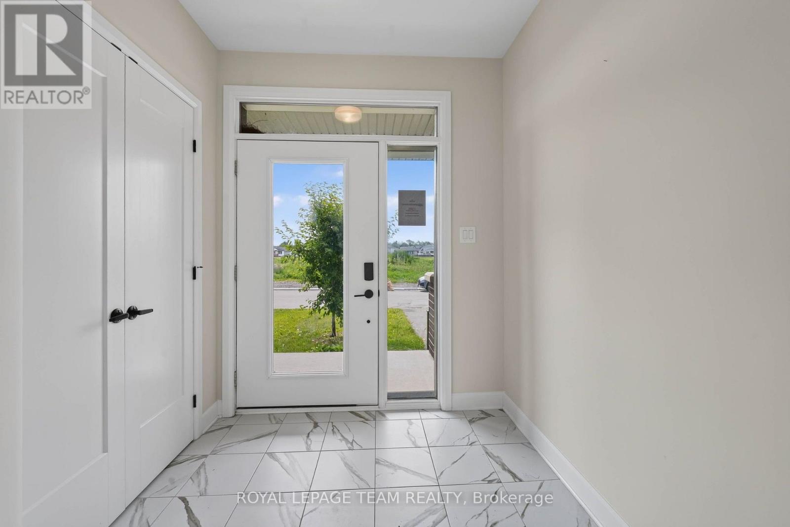 757 Gamble Drive, Russell, Ontario  K4R 0G5 - Photo 3 - X13538990