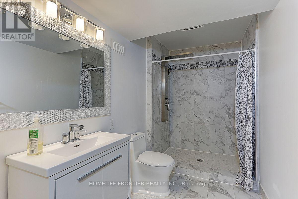 Ground - 31 Boyne Highland Court, Vaughan, Ontario  L4K 1K4 - Photo 8 - N13539010