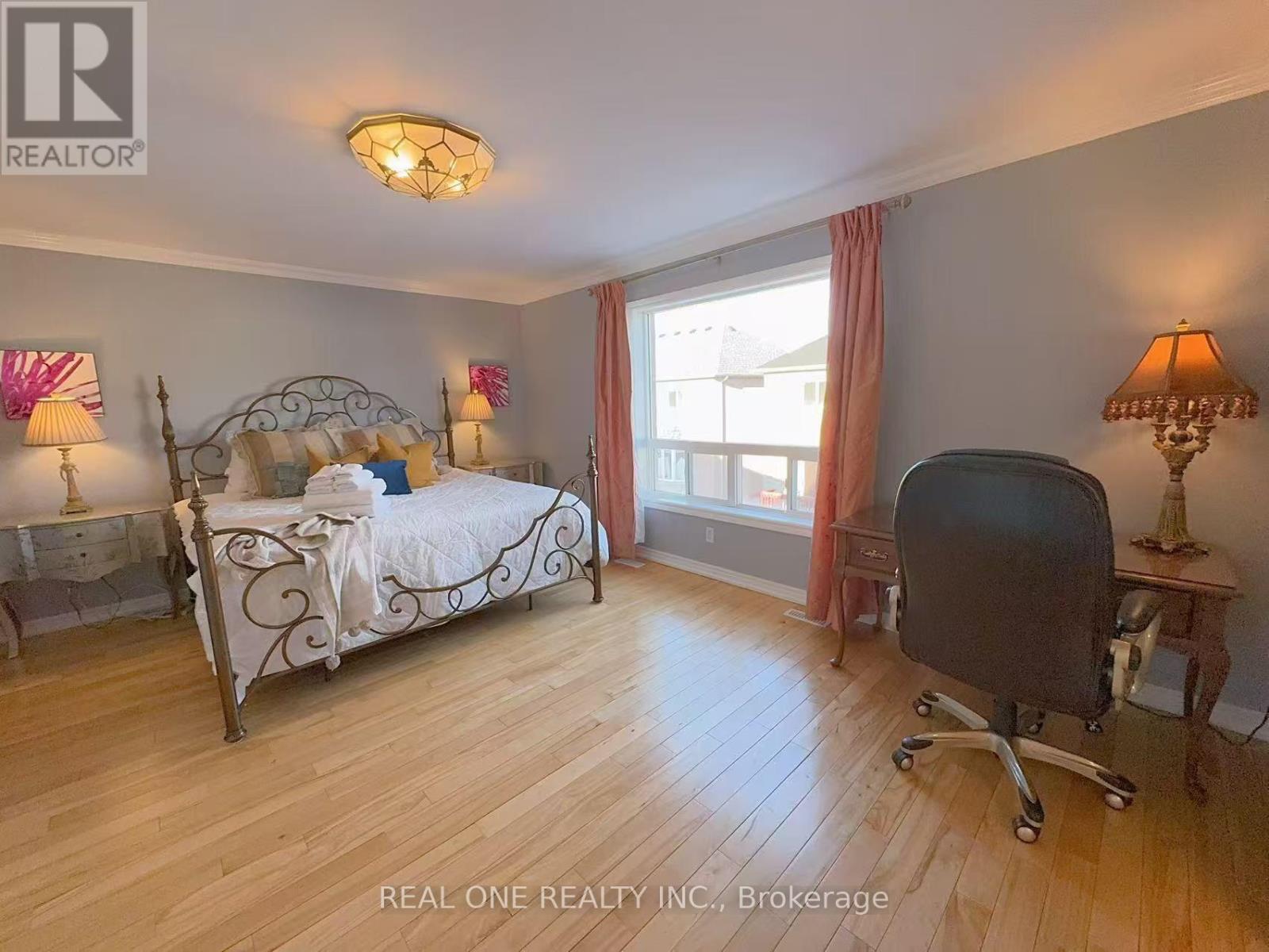 Upper - 193 Dean Burton Lane, Newmarket, Ontario L3X 3C4 - Photo 11 - N13539110