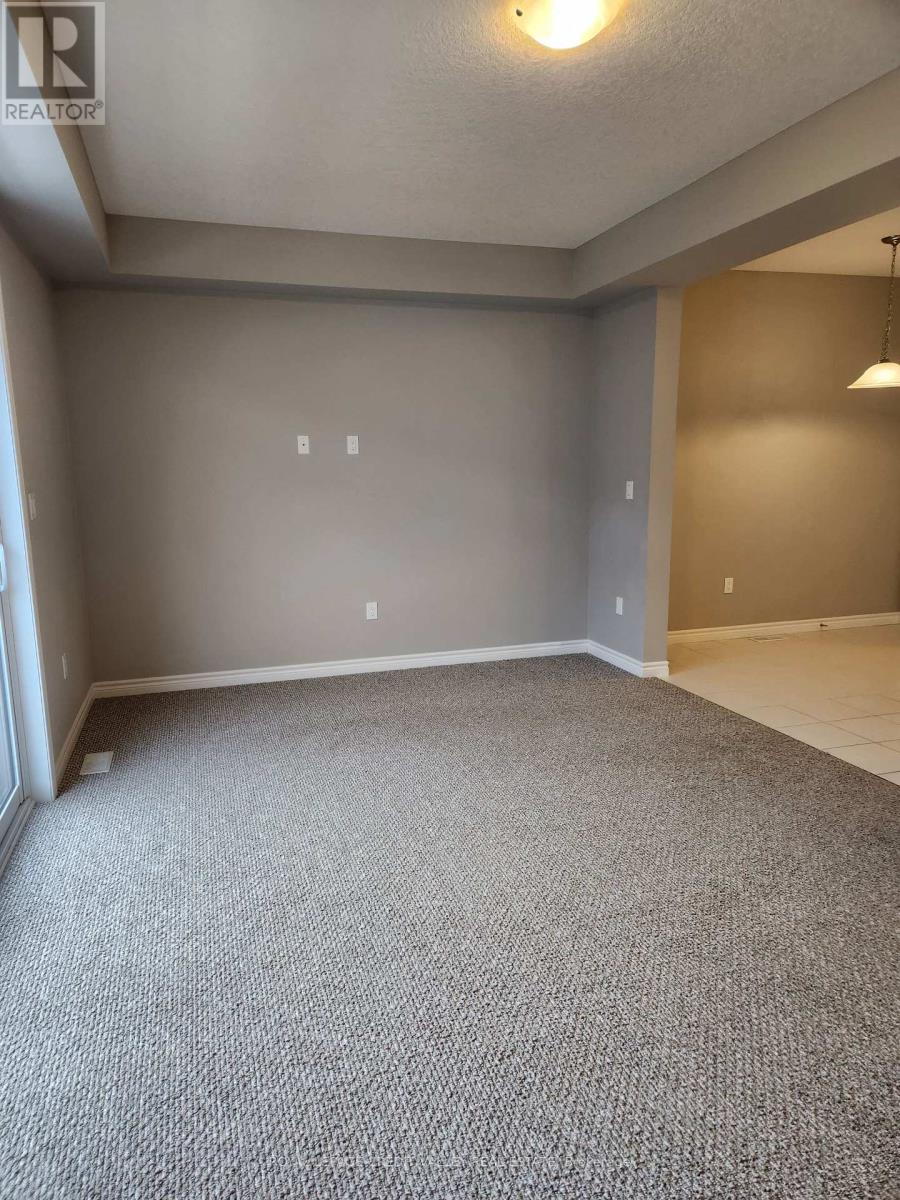 1022 Wright Drive, Midland, Ontario  L4R 0E4 - Photo 4 - S13539232