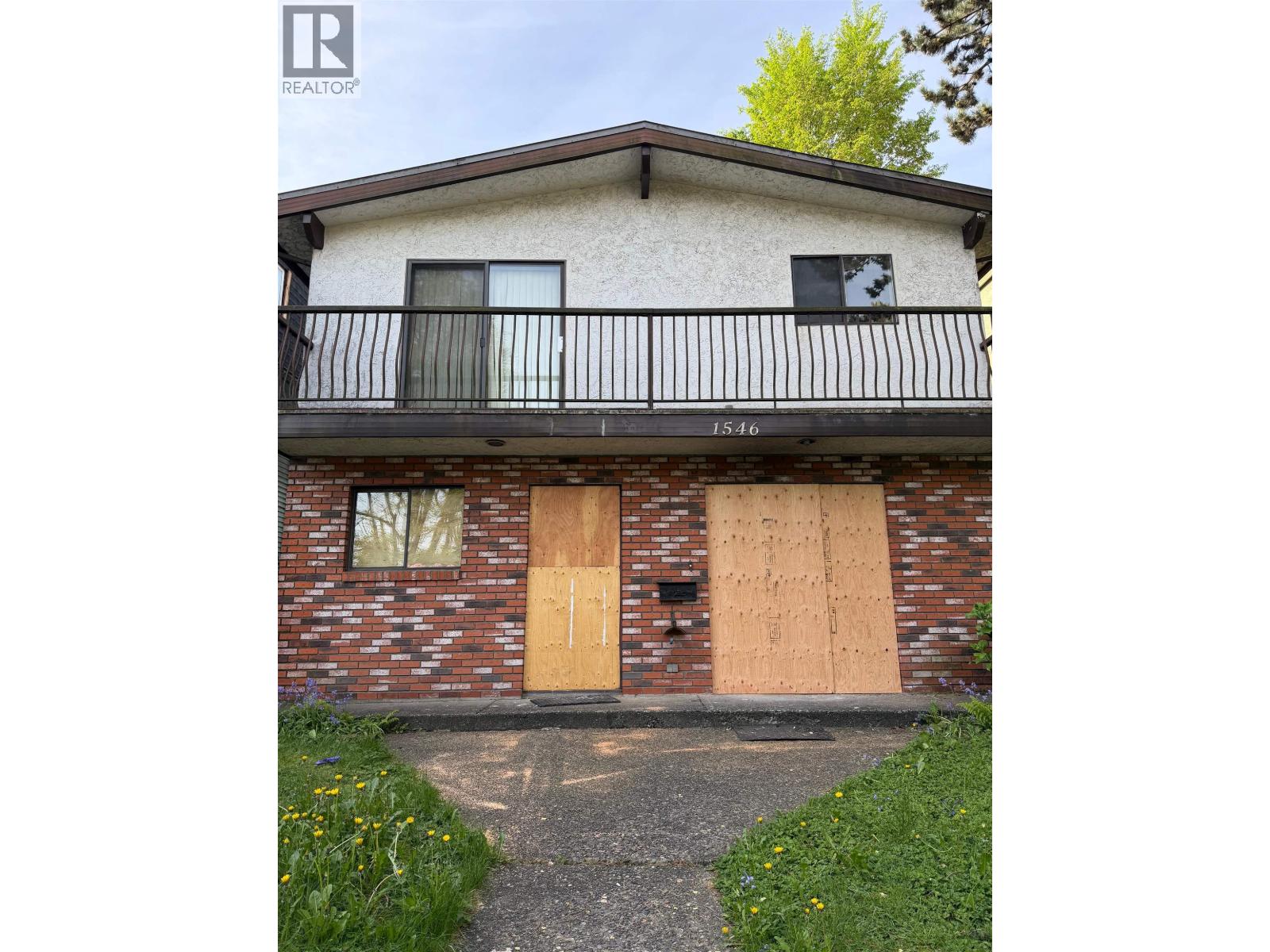 1546 Adanac Street, Vancouver, British Columbia  V5L 2C5 - Photo 2 - R3143989