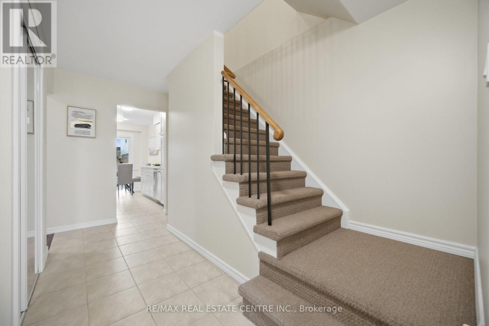 706 Carrying Place, Mississauga, Ontario  L5C 3W6 - Photo 23 - W13539014
