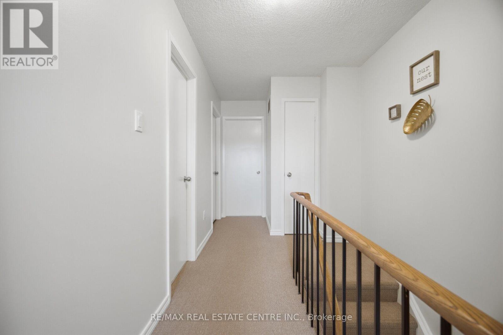 706 Carrying Place, Mississauga, Ontario  L5C 3W6 - Photo 25 - W13539014