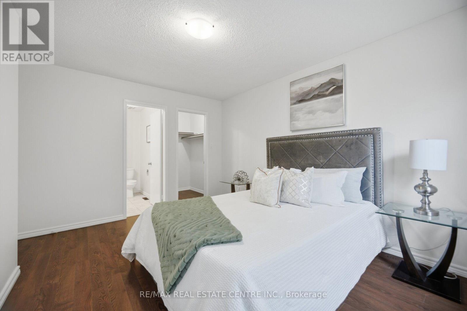 706 Carrying Place, Mississauga, Ontario  L5C 3W6 - Photo 29 - W13539014