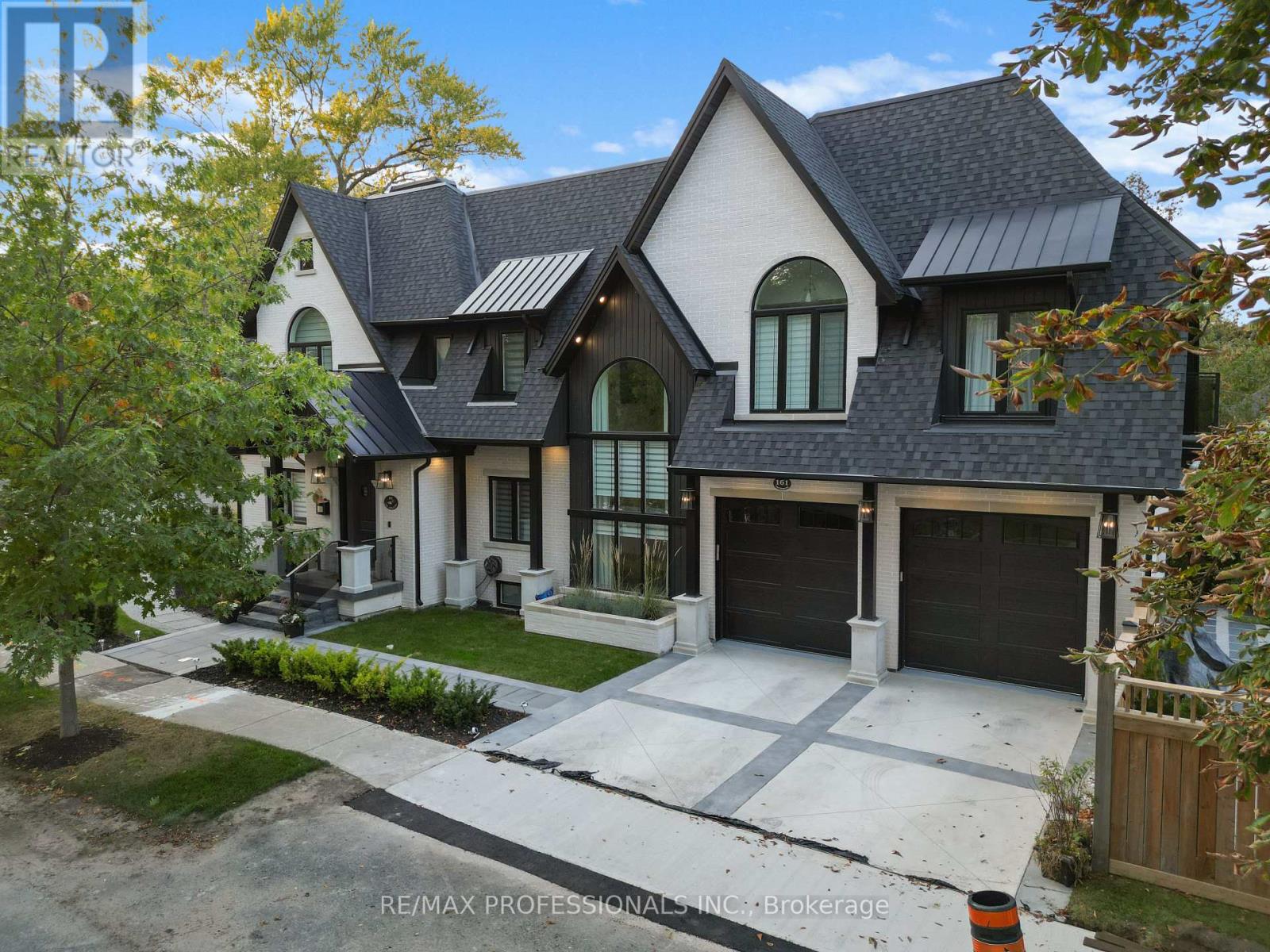 161 THE KINGSWAY, Toronto (Kingsway South)