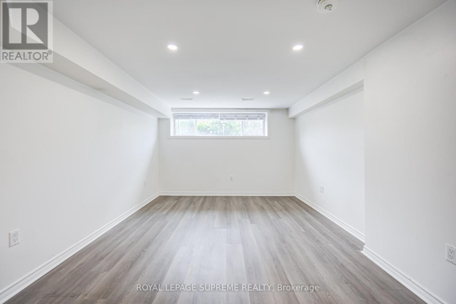 27 Dalrymple Drive, Toronto, Ontario  M6N 4S2 - Photo 10 - W13539022