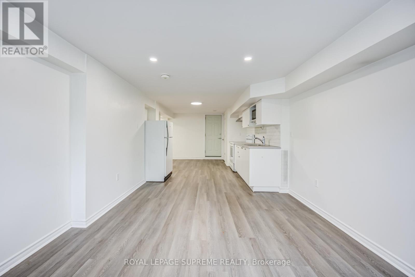 27 Dalrymple Drive, Toronto, Ontario  M6N 4S2 - Photo 14 - W13539022
