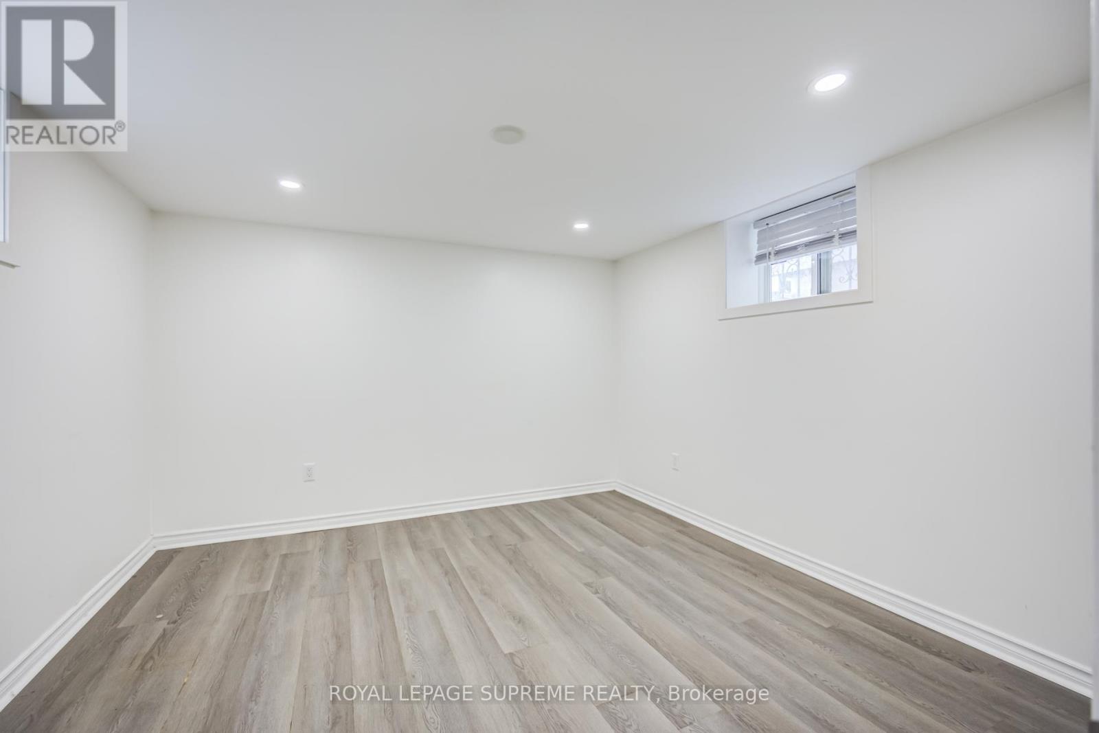 27 Dalrymple Drive, Toronto, Ontario  M6N 4S2 - Photo 18 - W13539022