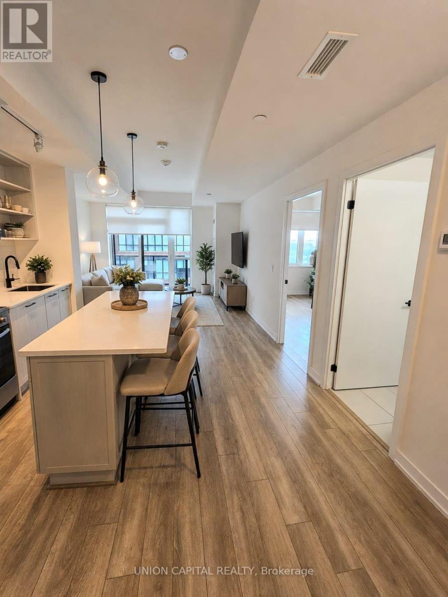 710 - 2300 St. Clair Avenue W, Toronto, Ontario  M6N 0B3 - Photo 2 - W13539220