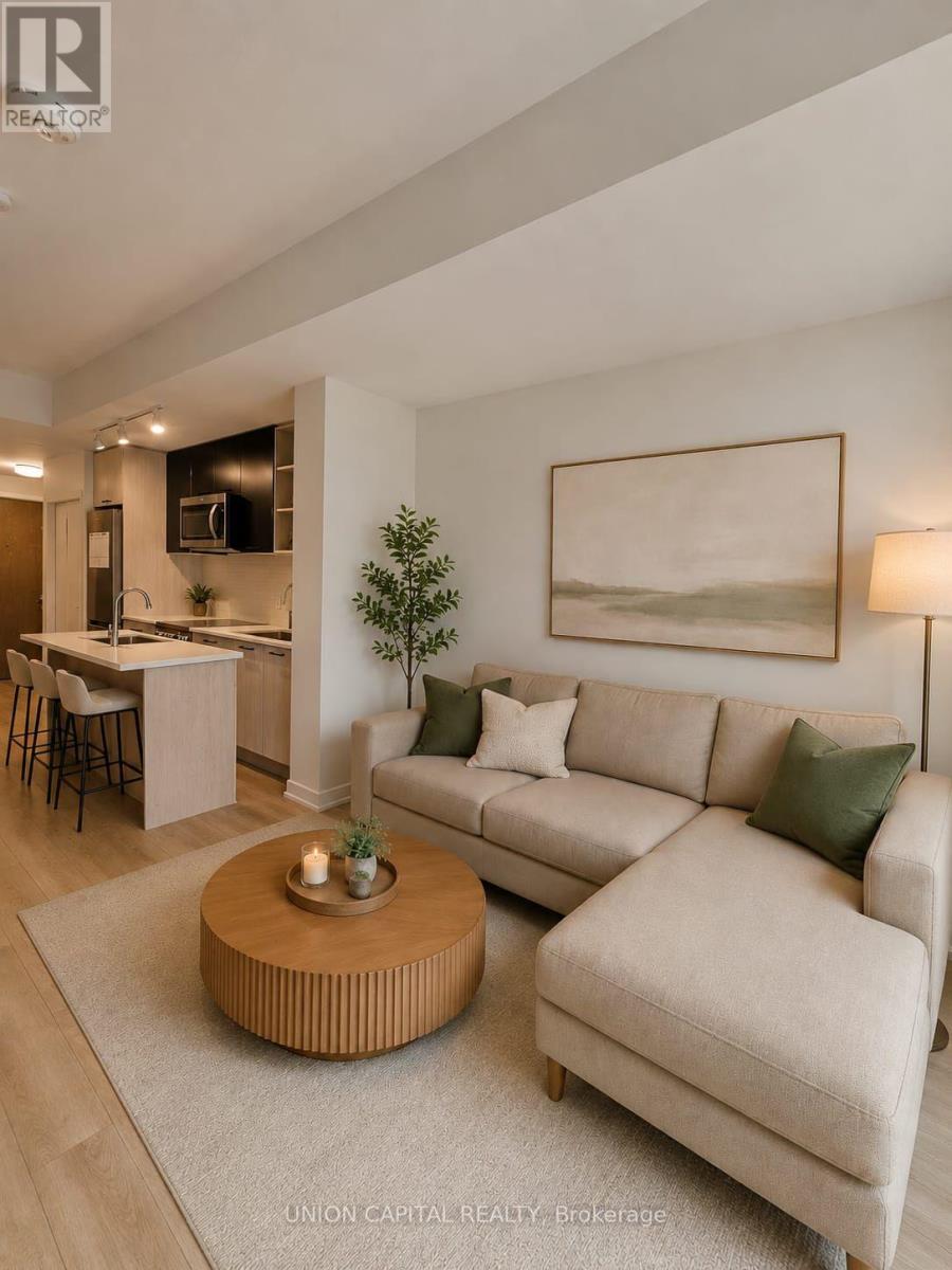 710 - 2300 St. Clair Avenue W, Toronto, Ontario  M6N 0B3 - Photo 4 - W13539220