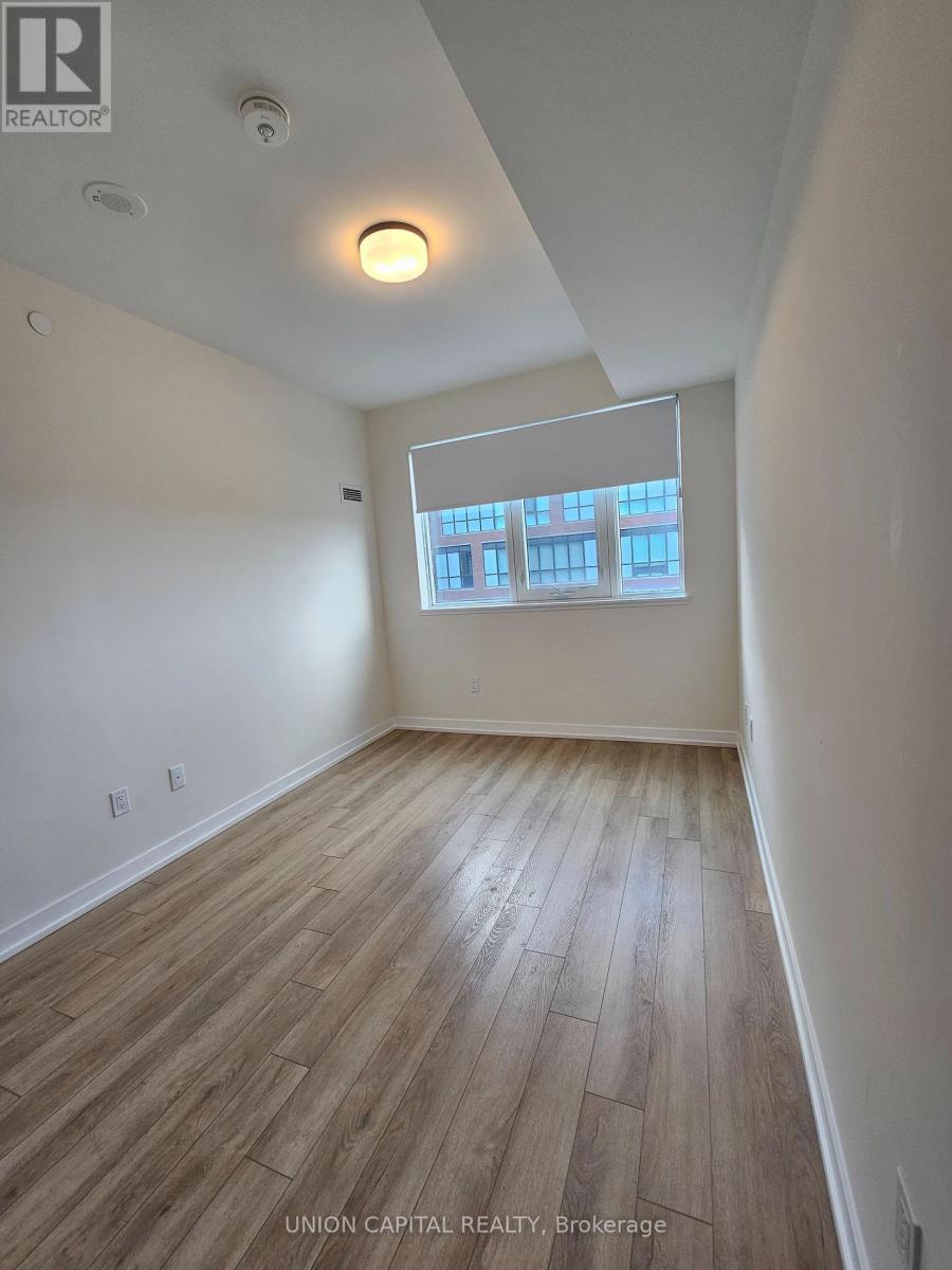 710 - 2300 St. Clair Avenue W, Toronto, Ontario  M6N 0B3 - Photo 5 - W13539220