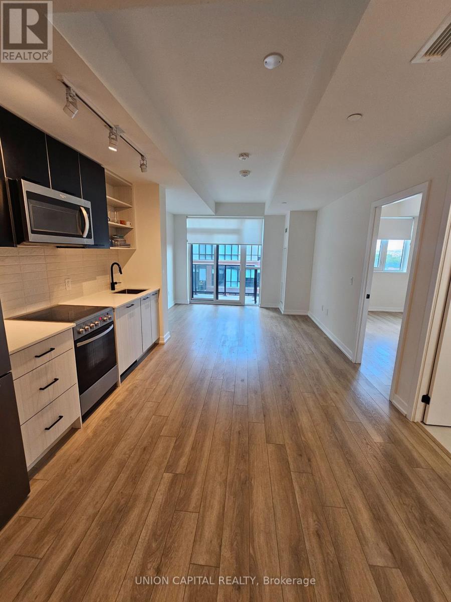 710 - 2300 St. Clair Avenue W, Toronto, Ontario  M6N 0B3 - Photo 8 - W13539220