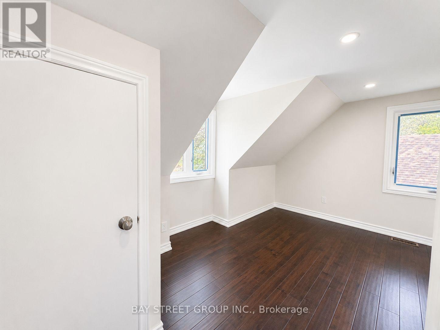 59 Ann Street, Hamilton, Ontario  L9H 2N4 - Photo 13 - X13440956