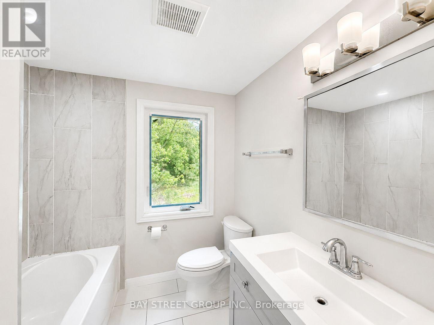 59 Ann Street, Hamilton, Ontario  L9H 2N4 - Photo 9 - X13440956