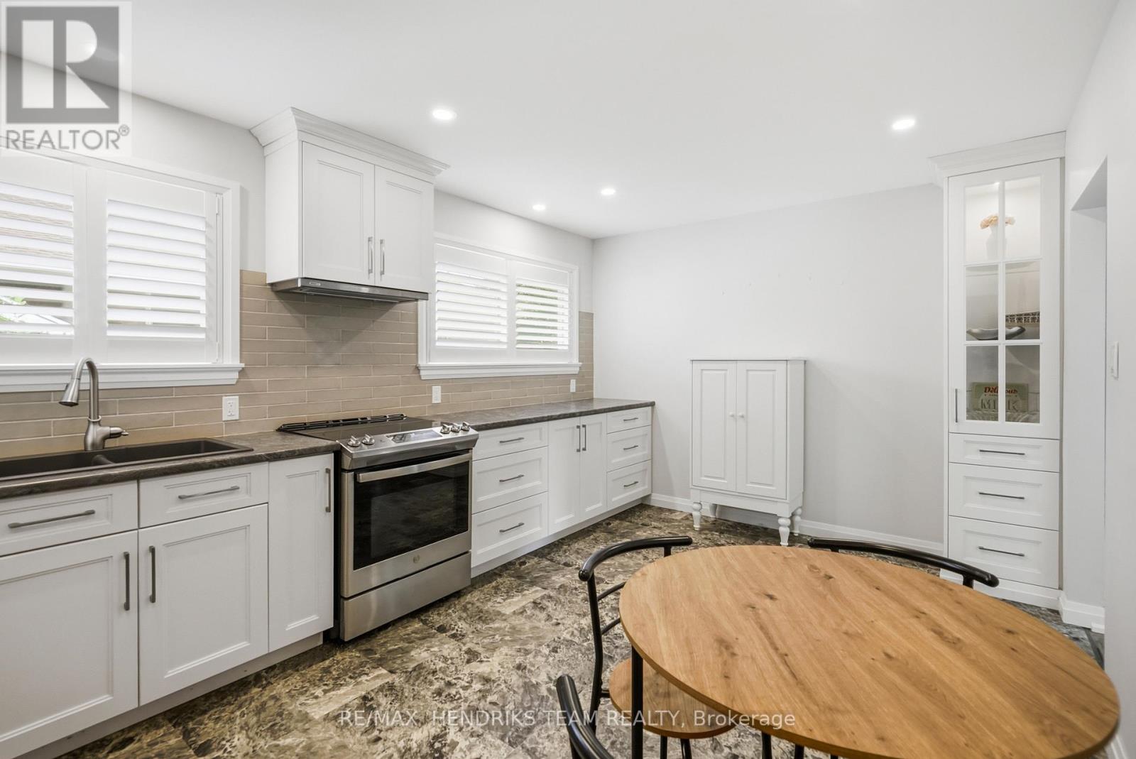 32 Hanson Drive, St. Catharines, Ontario  L2M 2X1 - Photo 11 - X13538600