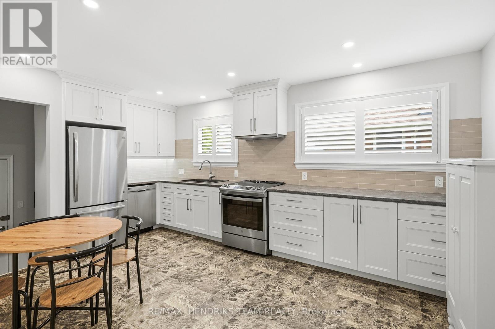 32 Hanson Drive, St. Catharines, Ontario  L2M 2X1 - Photo 8 - X13538600