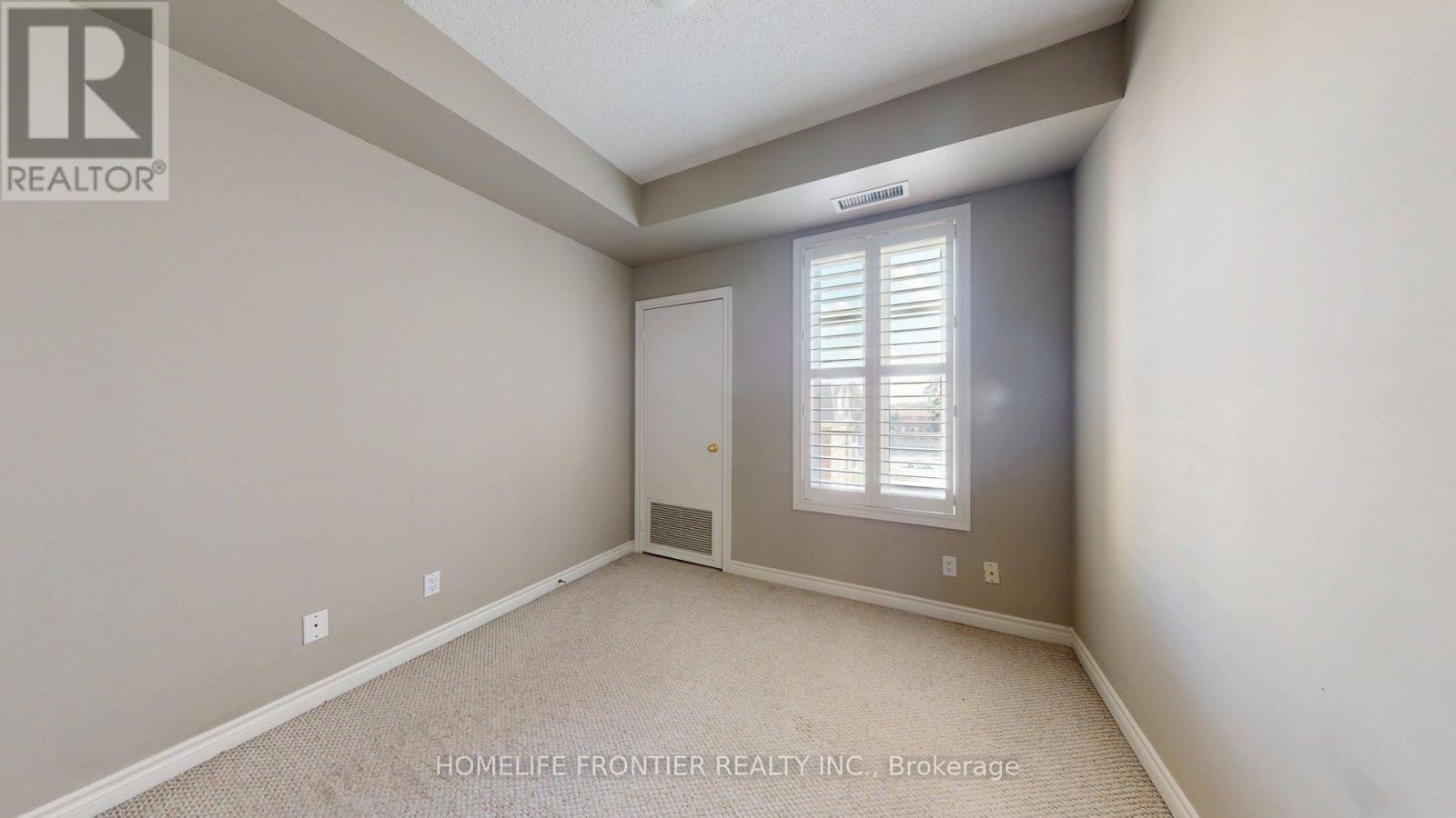 402 - 3351 Cawthra Road, Mississauga, Ontario L5A 4N5 - Photo 12 - W13223410