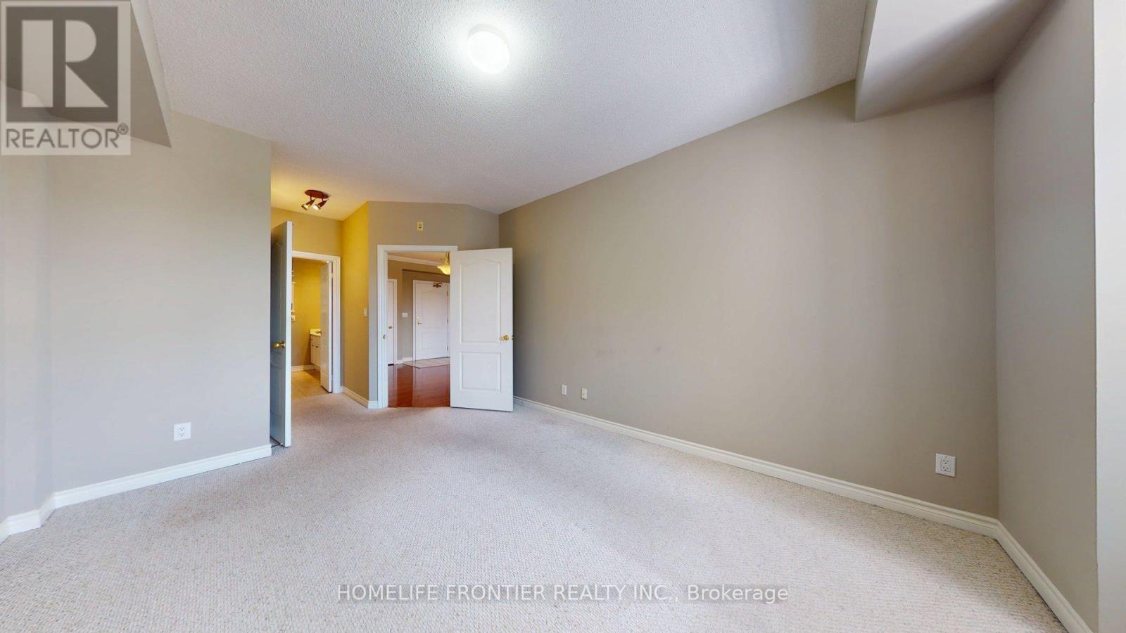 402 - 3351 Cawthra Road, Mississauga, Ontario L5A 4N5 - Photo 14 - W13223410