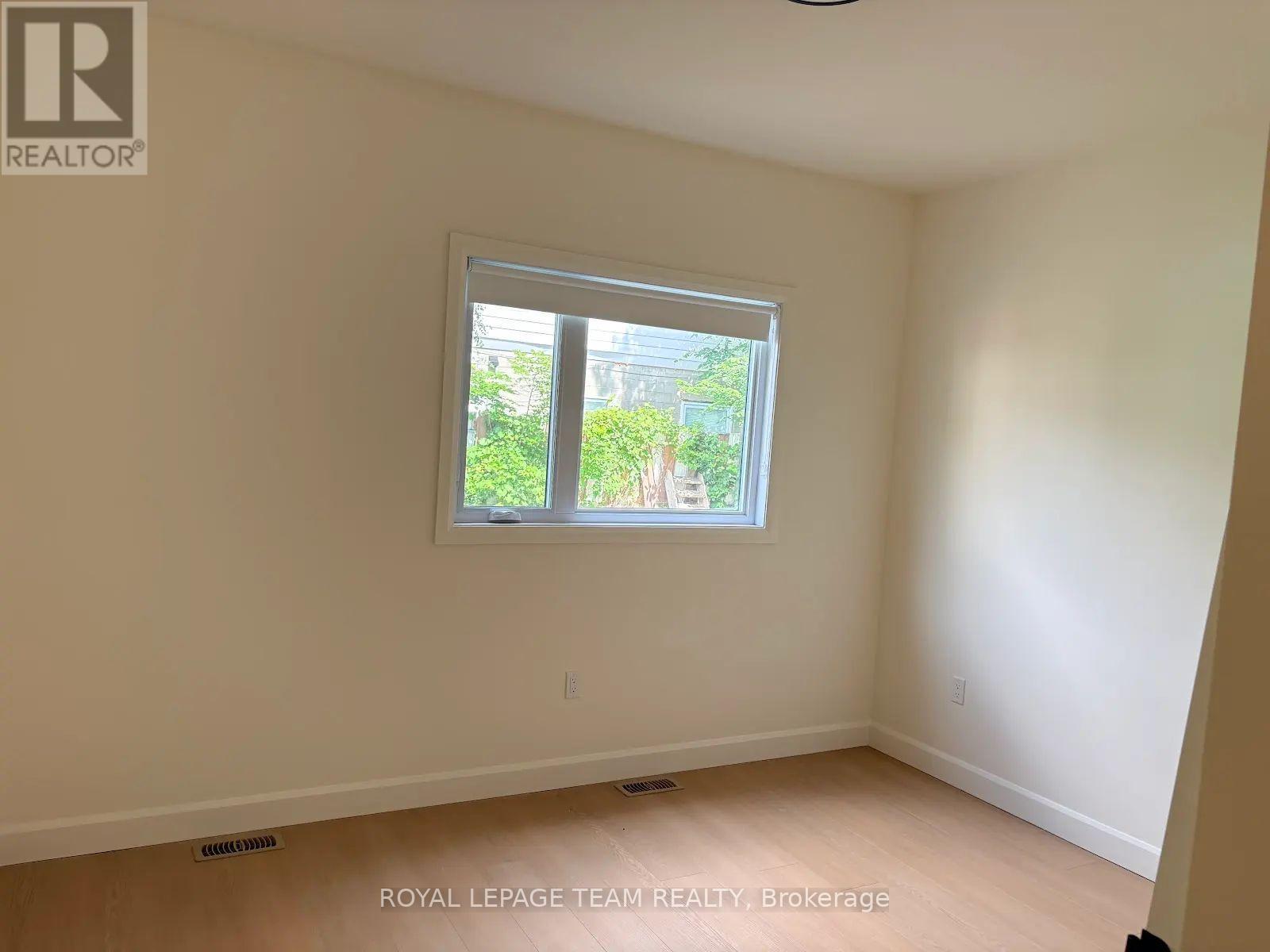 B - 245 Bradford Street, Ottawa, Ontario  K2B 5Z5 - Photo 10 - X13539372