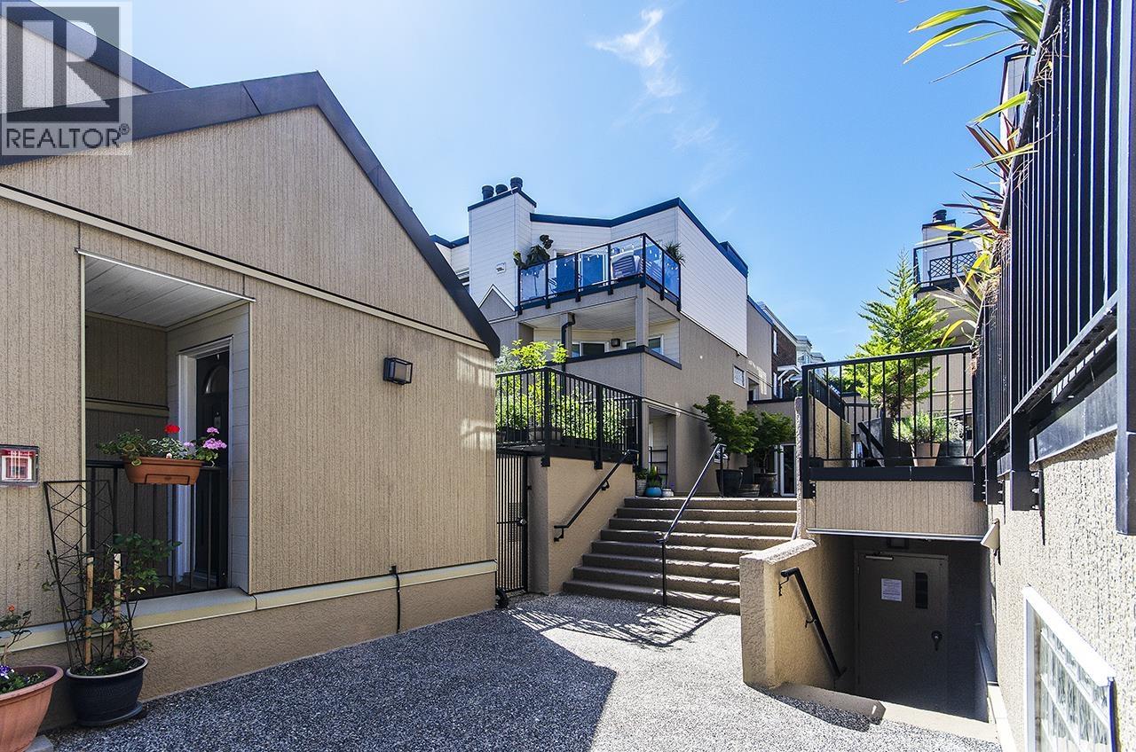 30 1350 W 6th Avenue, Vancouver, British Columbia  V6H 1A7 - Photo 3 - R3143791