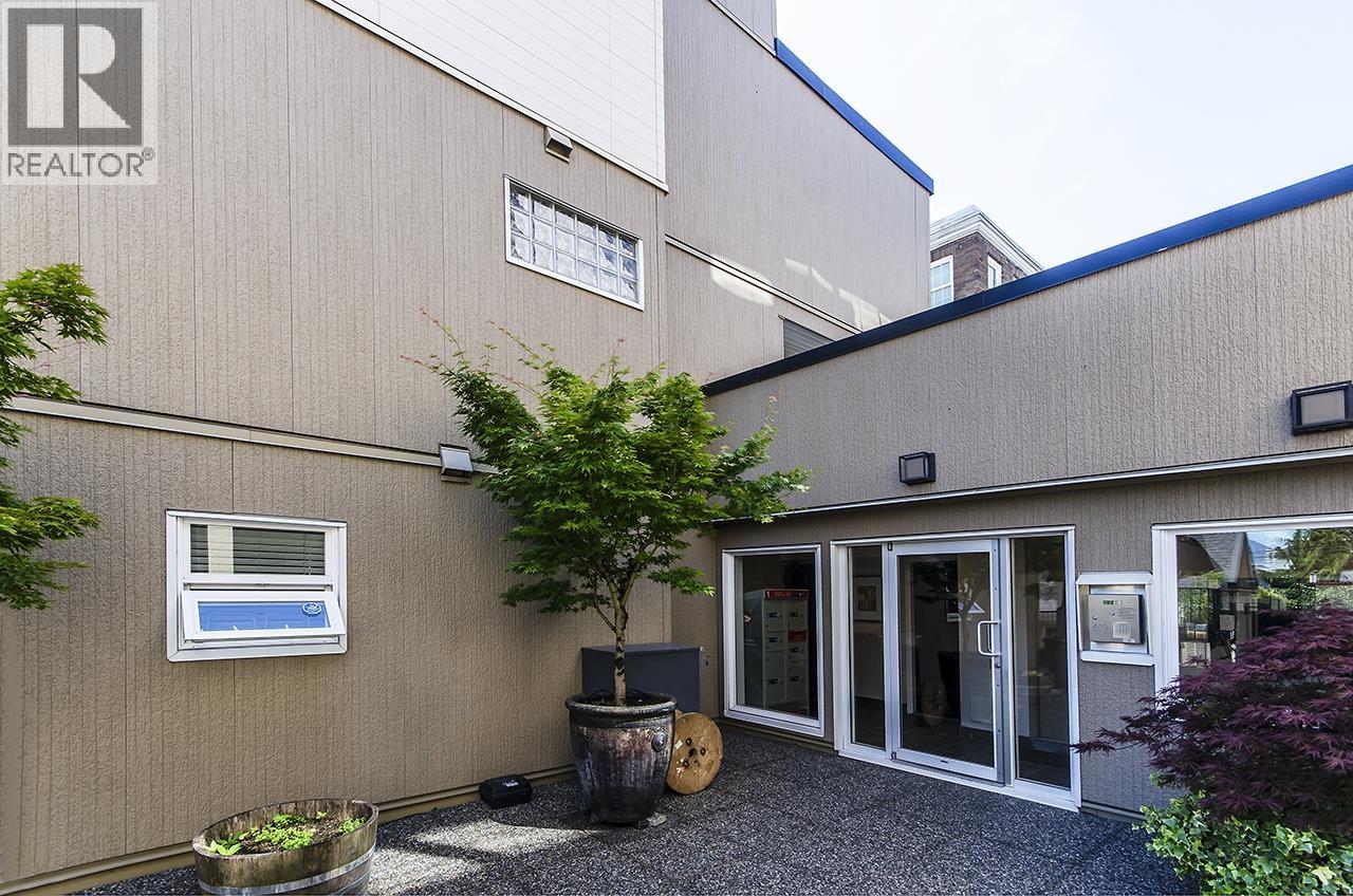 30 1350 W 6th Avenue, Vancouver, British Columbia  V6H 1A7 - Photo 2 - R3143791