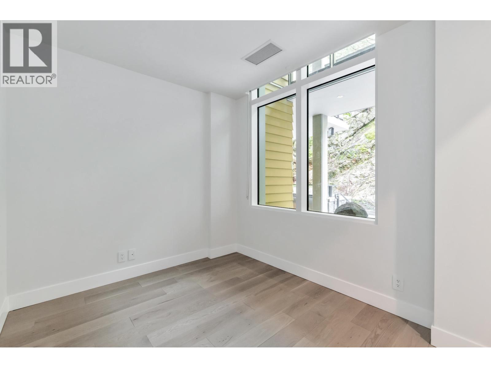 305 6707 Nelson Avenue, West Vancouver, British Columbia  V7W 2B2 - Photo 16 - R3144043