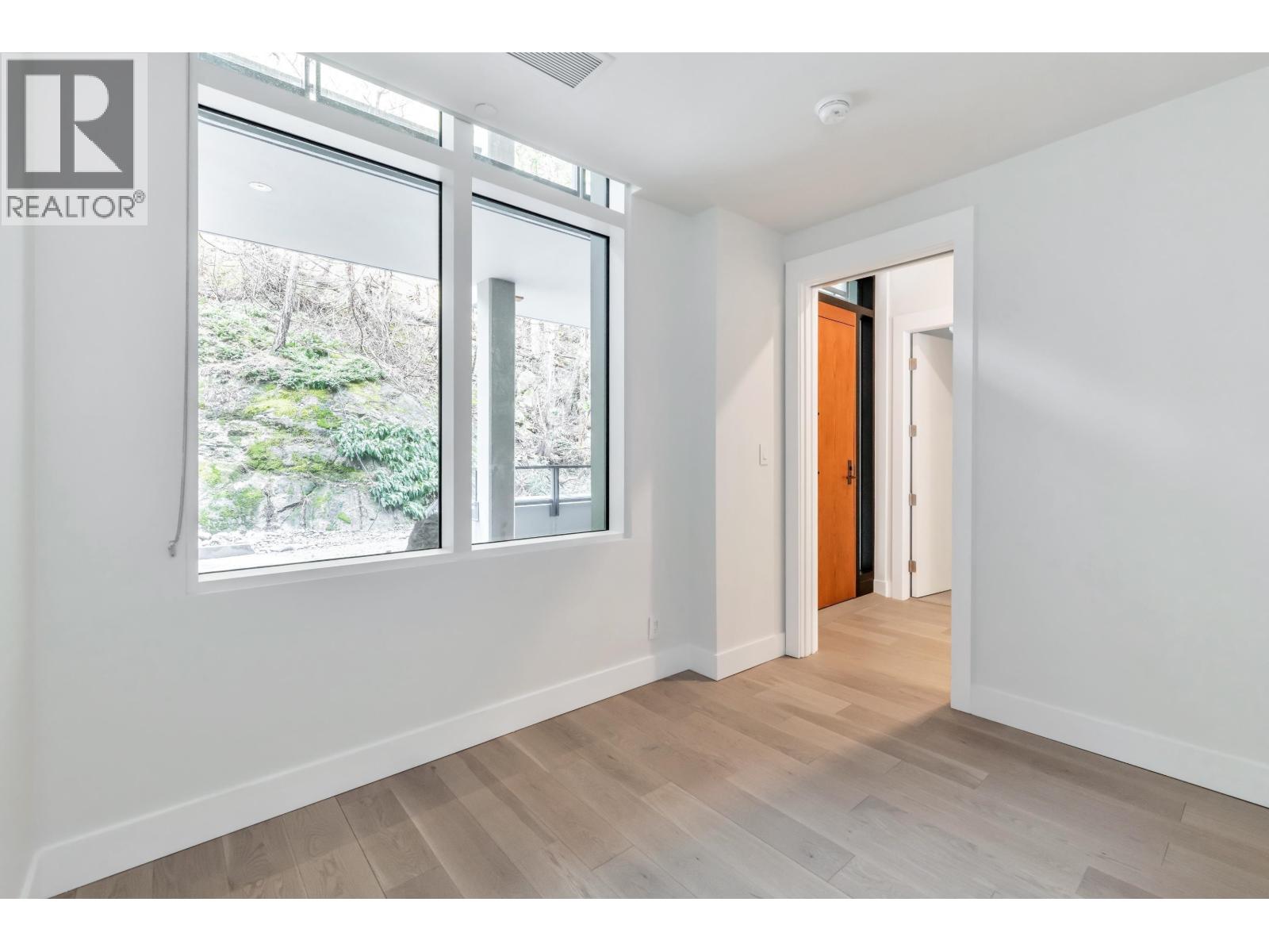 305 6707 Nelson Avenue, West Vancouver, British Columbia  V7W 2B2 - Photo 17 - R3144043