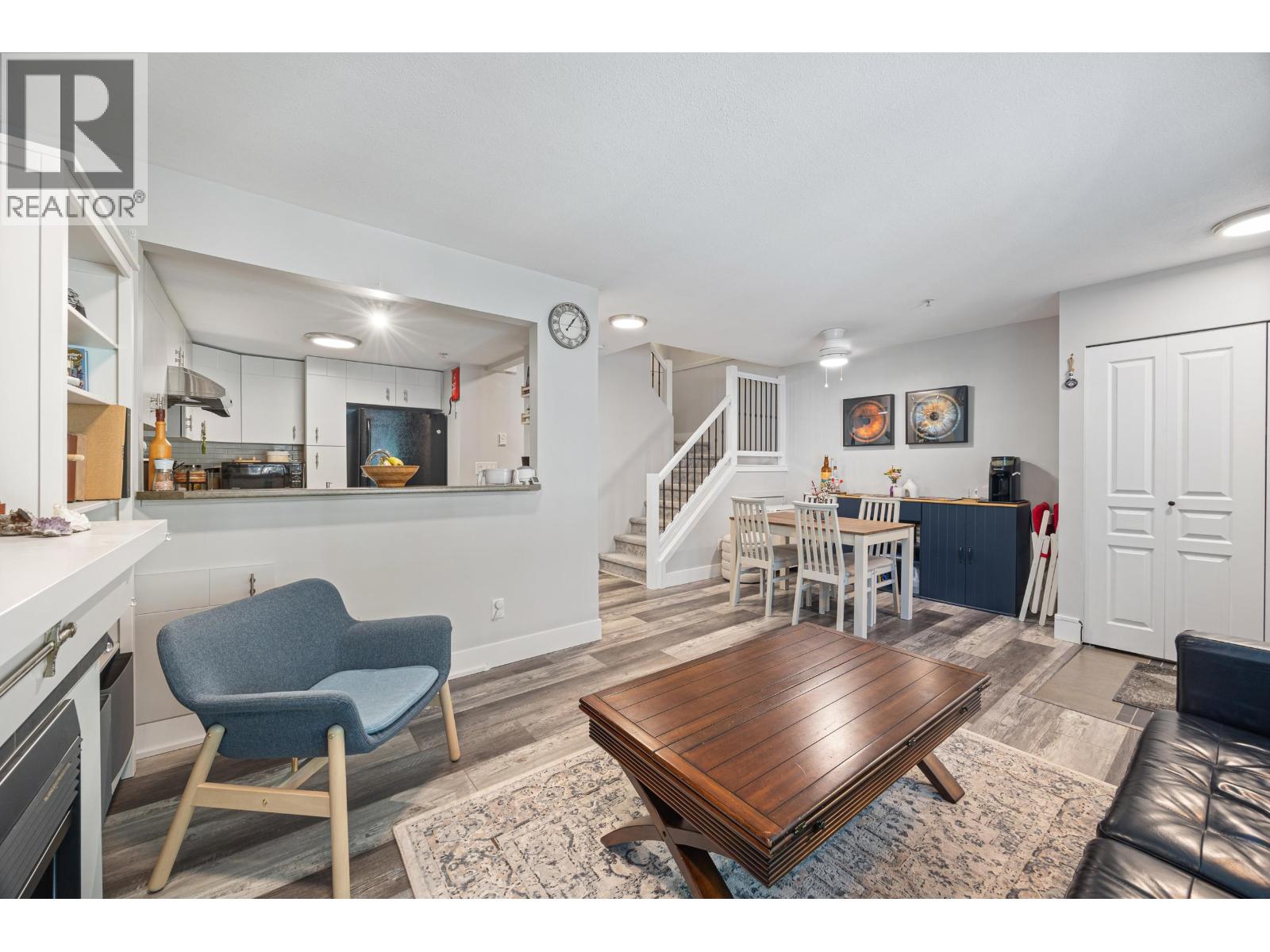 10 7428 Southwynde Avenue, Burnaby, British Columbia  V3N 0A1 - Photo 4 - R3144067
