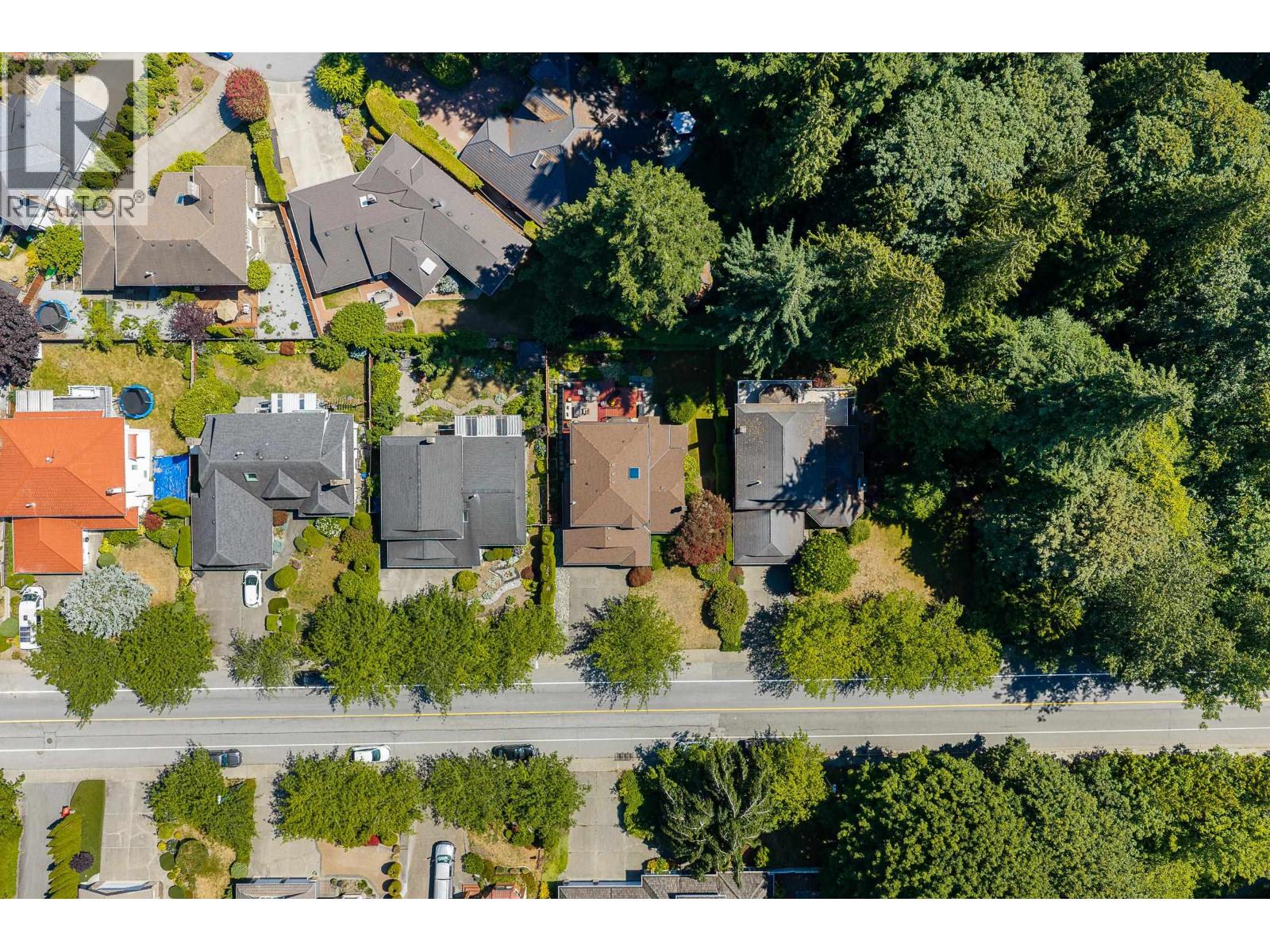 2436 Leclair Drive, Coquitlam, British Columbia  V3K 6G7 - Photo 39 - R3144077