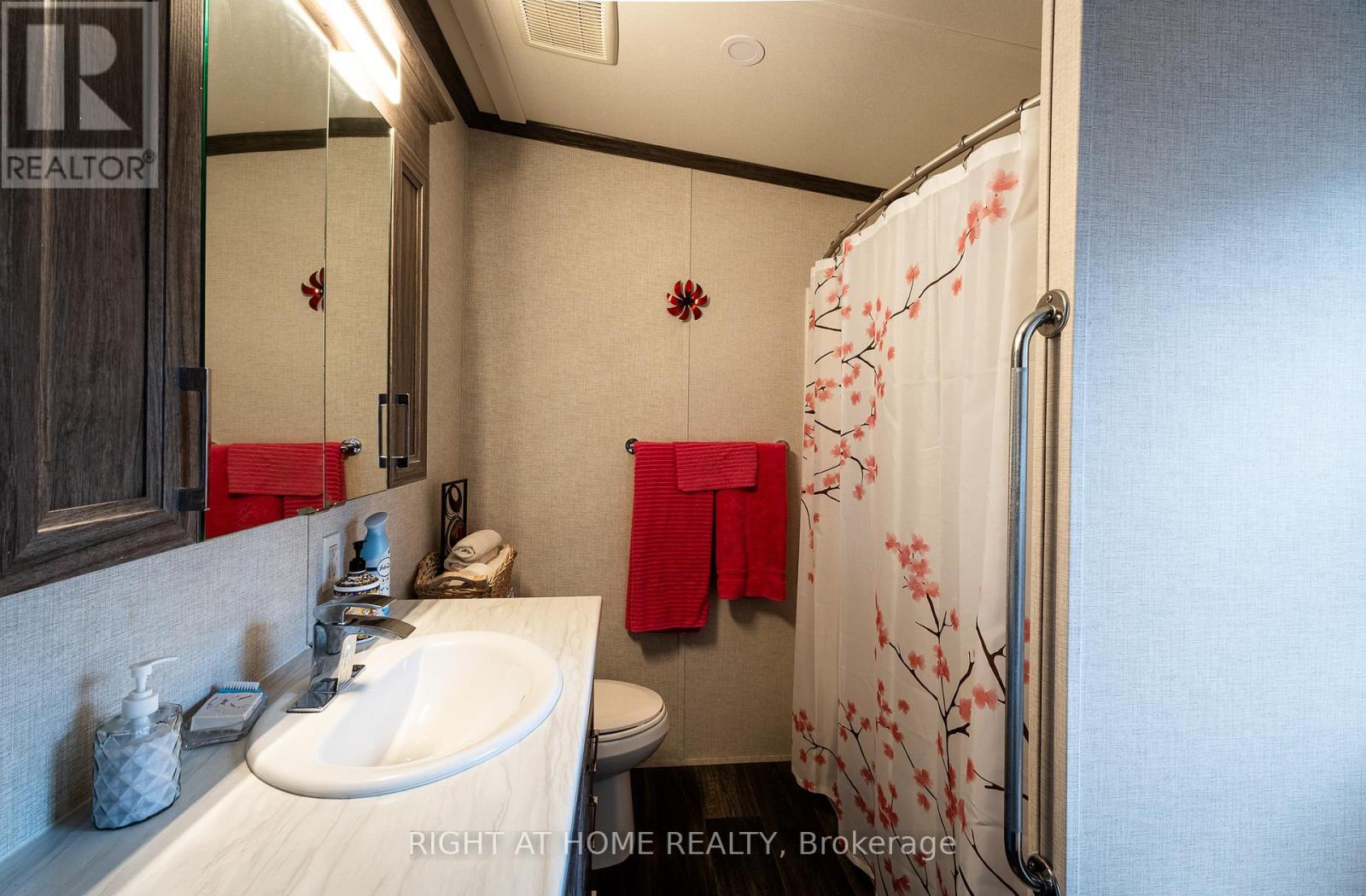 8 - 22790 Amiens Road, Middlesex Centre, Ontario  N0L 1R0 - Photo 15 - X12915394