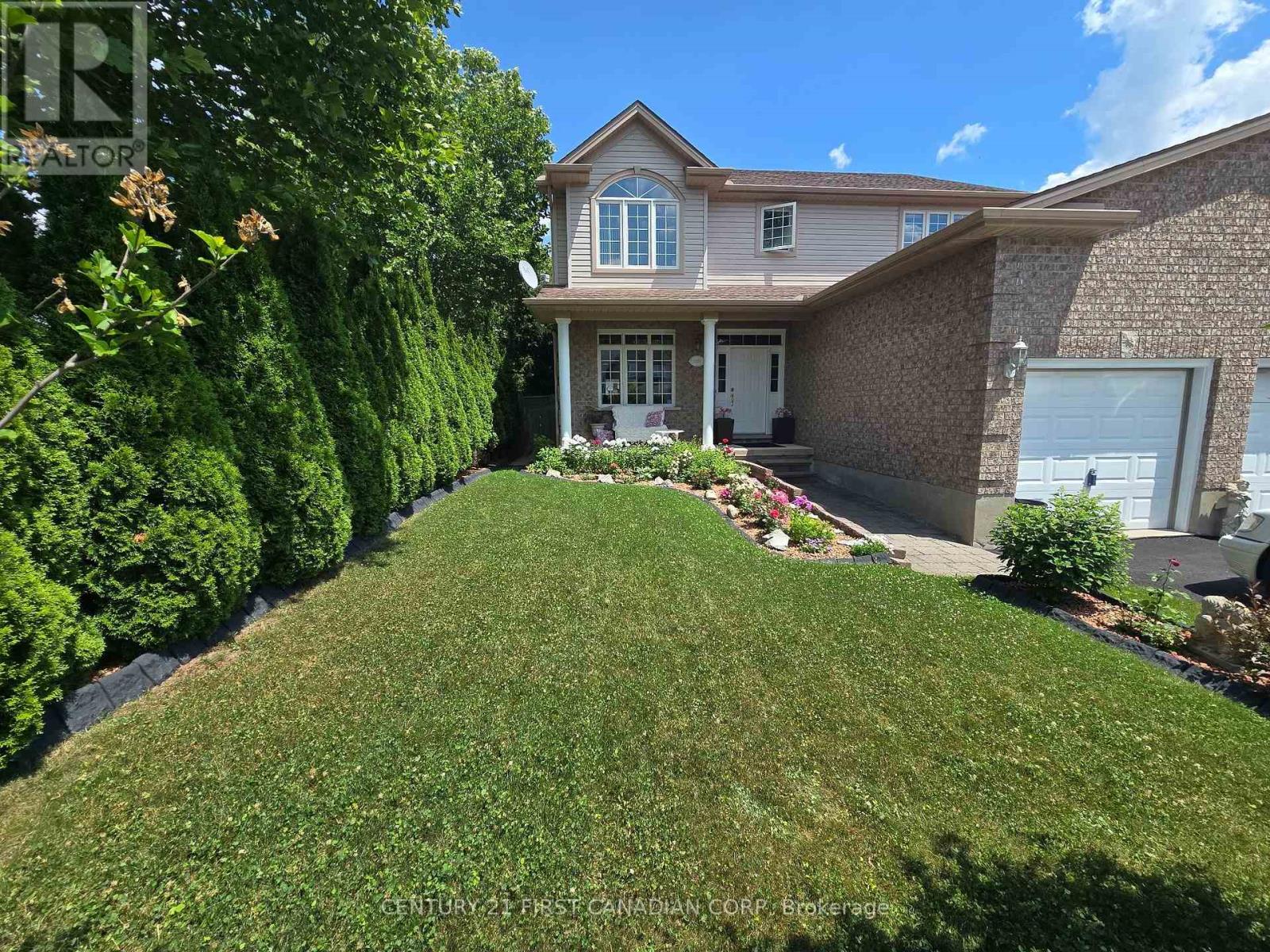 2200 BLACKWATER ROAD, London North, Ontario