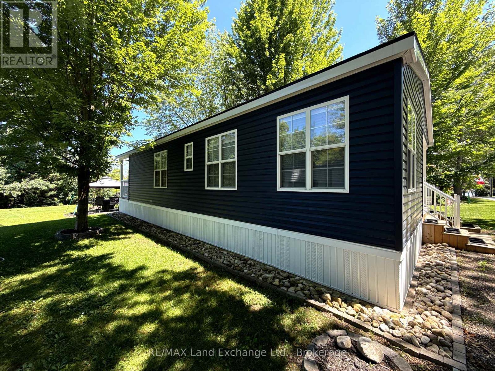 A51 - 13 Southline Avenue, Huron-Kinloss, Ontario  N2Z 2X5 - Photo 17 - X13539346