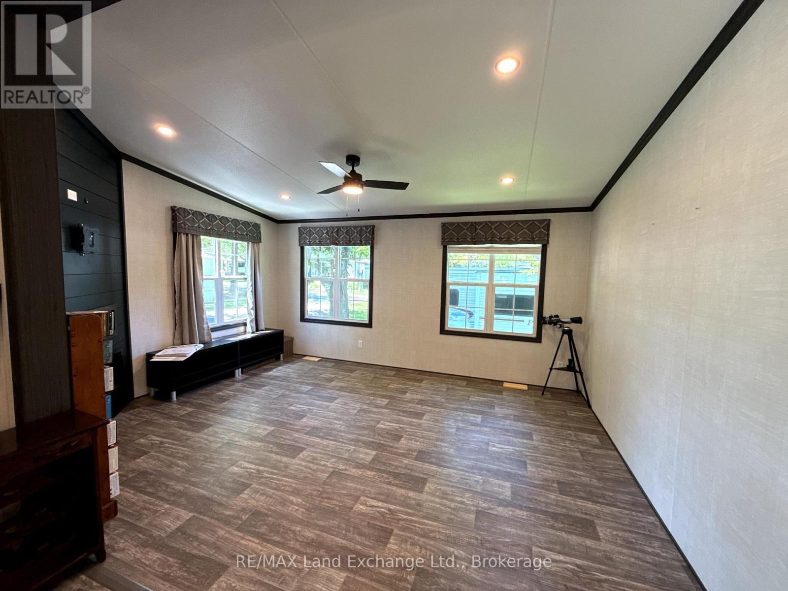 A51 - 13 Southline Avenue, Huron-Kinloss, Ontario  N2Z 2X5 - Photo 8 - X13539346