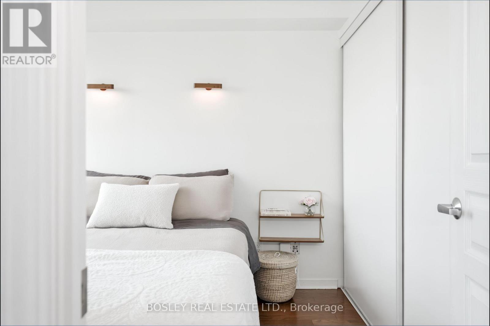 803 - 140 Bathurst Street, Toronto, Ontario  M5V 3N8 - Photo 15 - C13539364