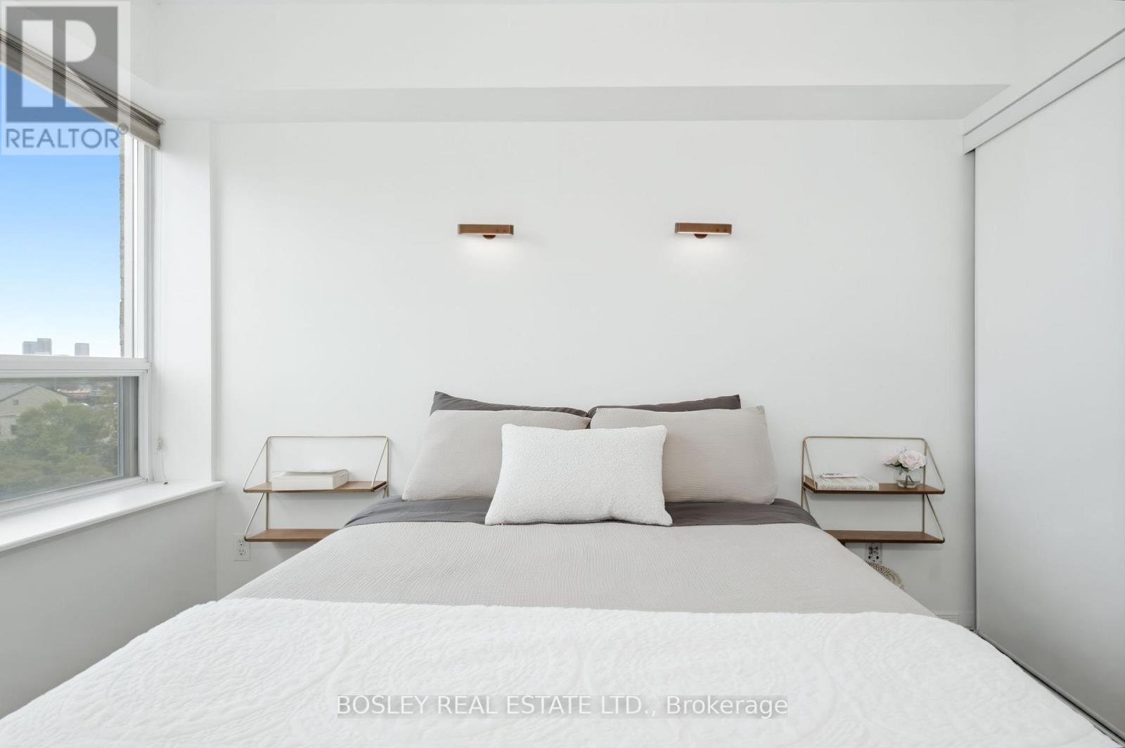 803 - 140 Bathurst Street, Toronto, Ontario  M5V 3N8 - Photo 17 - C13539364