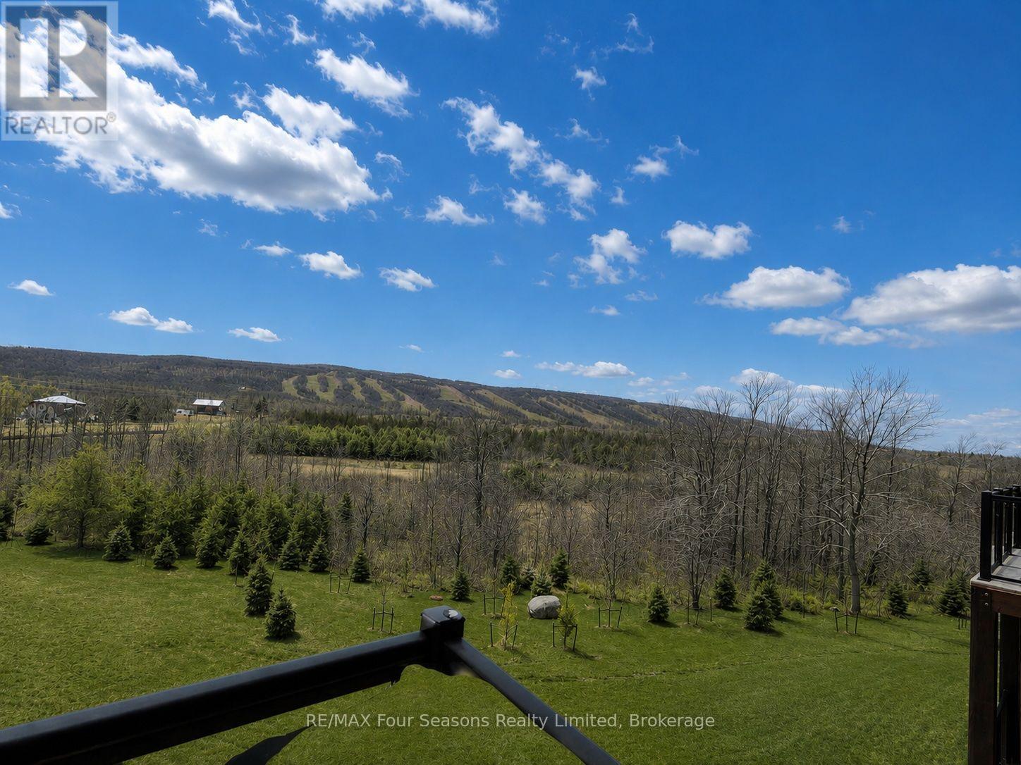 407 - 20 Beckwith Lane, Blue Mountains, Ontario  L9Y 3B6 - Photo 2 - X13078762