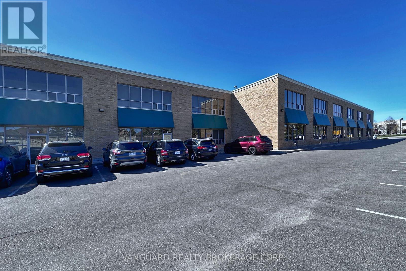 7 - 411 Confederation Parkway, Vaughan, Ontario L4K 3P7 - Photo 2 - N13539330
