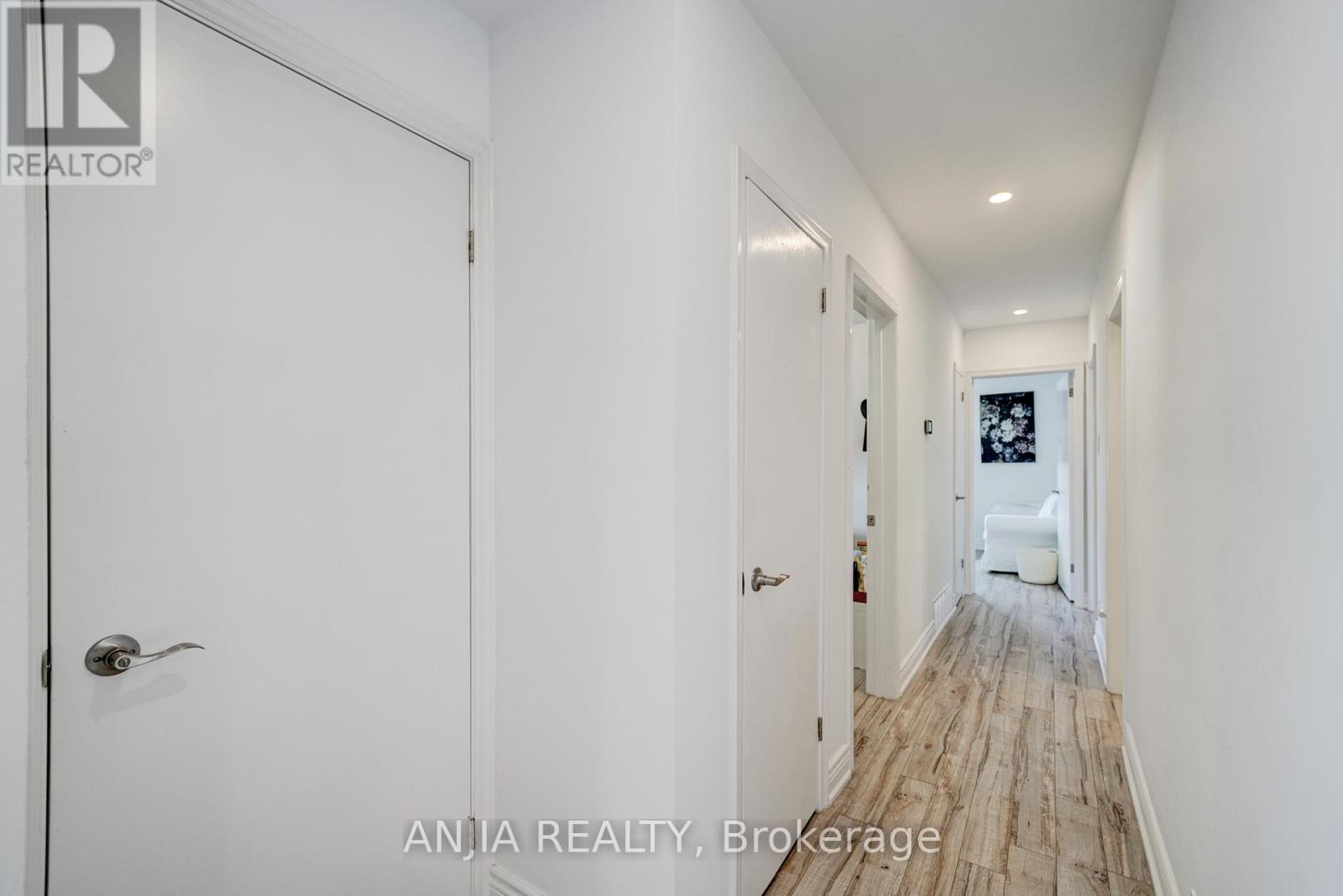 Main Fl - 203 Norfolk Avenue, Richmond Hill, Ontario L4C 2E1 - Photo 16 - N13539336