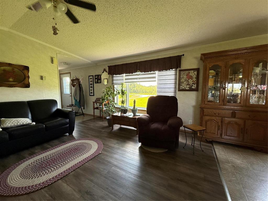 221 3rd Avenue NW, Swan River, Manitoba  R0L 1Z0 - Photo 12 - 202615891
