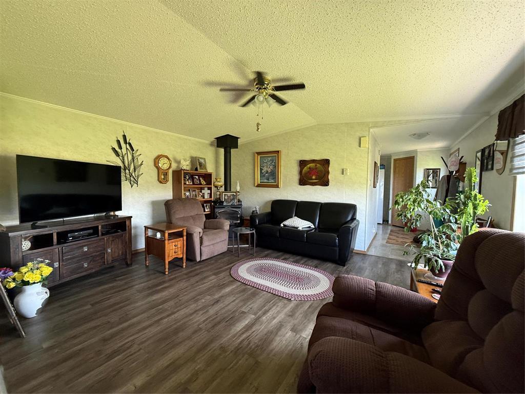 221 3rd Avenue NW, Swan River, Manitoba  R0L 1Z0 - Photo 15 - 202615891