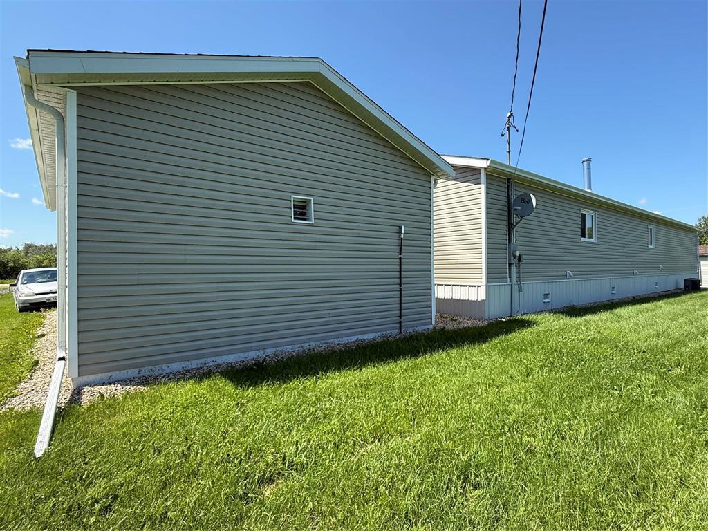 221 3rd Avenue NW, Swan River, Manitoba  R0L 1Z0 - Photo 29 - 202615891