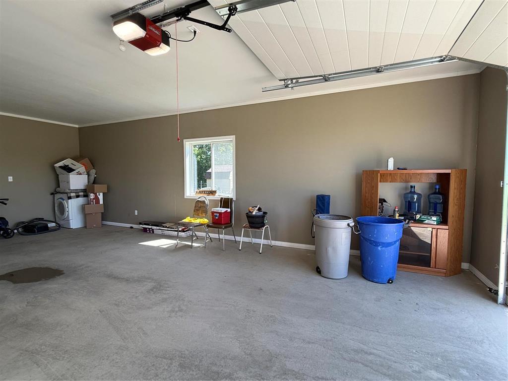 221 3rd Avenue NW, Swan River, Manitoba  R0L 1Z0 - Photo 34 - 202615891