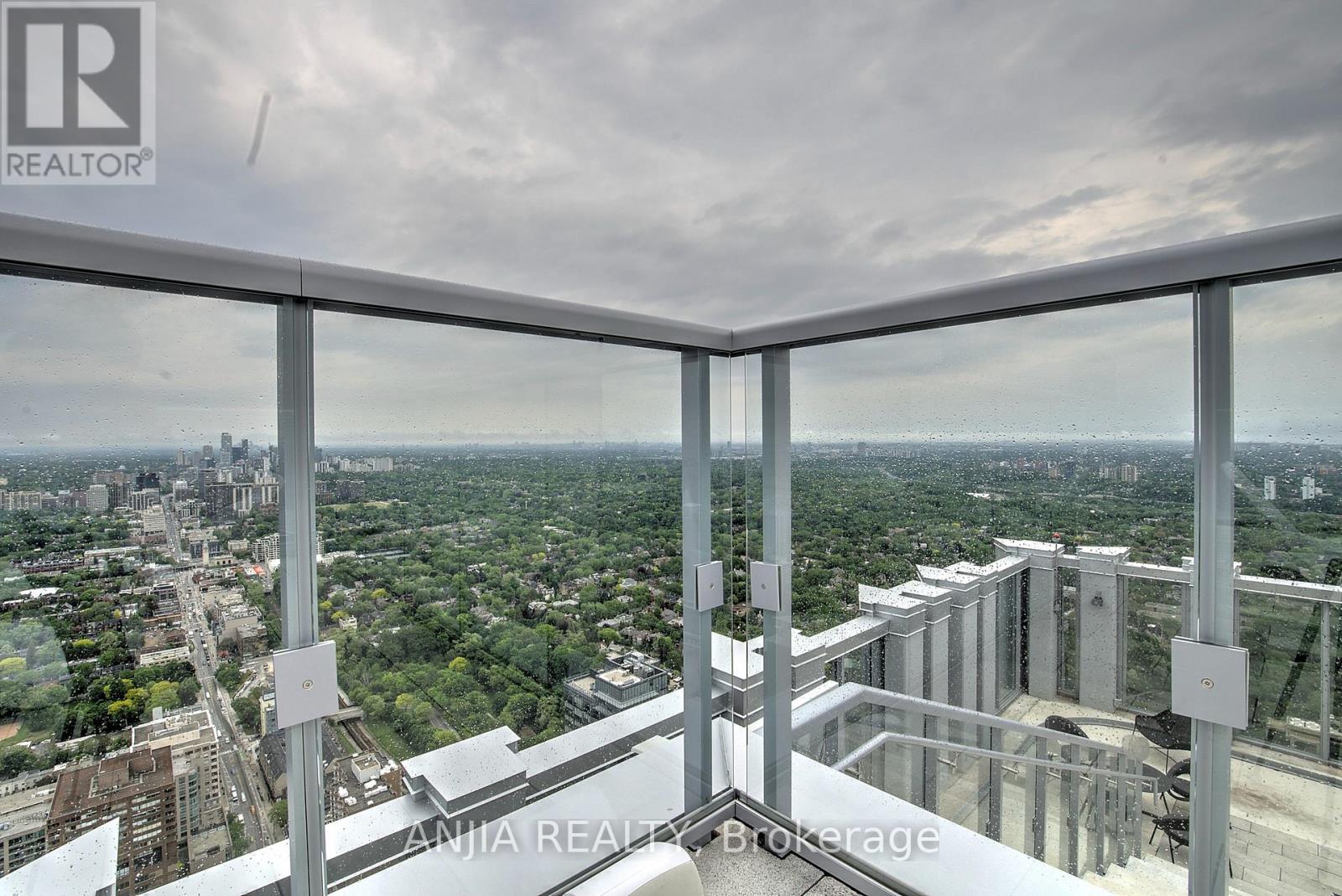 2711 - 1 Yorkville Avenue, Toronto, Ontario M4W 0B1 - Photo 12 - C13530334