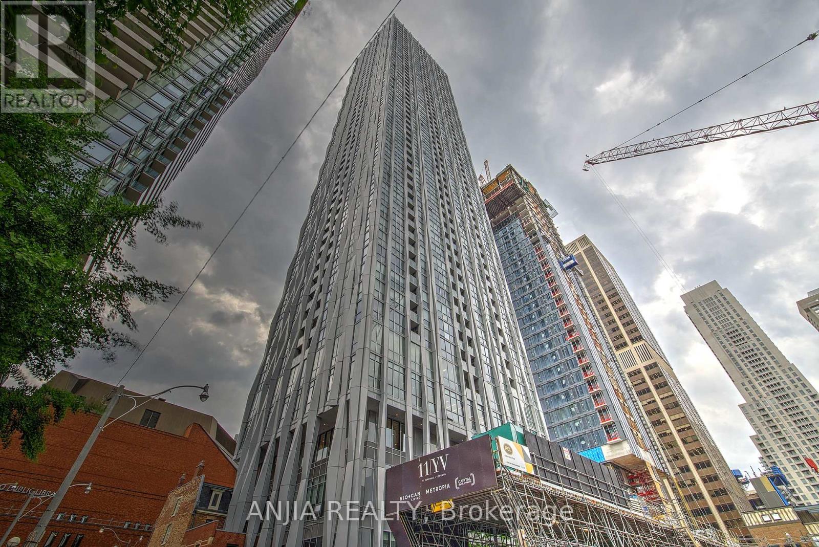 2711 - 1 Yorkville Avenue, Toronto, Ontario M4W 0B1 - Photo 6 - C13530334