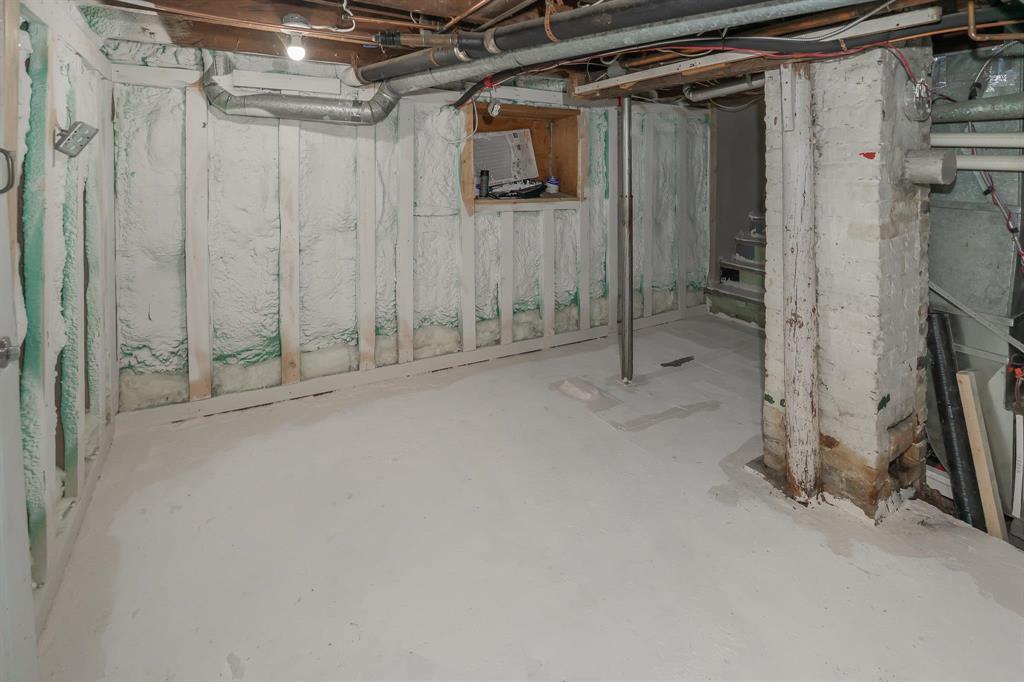 196 Johnson Avenue, Winnipeg, Manitoba R2L 0H6 - Photo 33 - 202616019