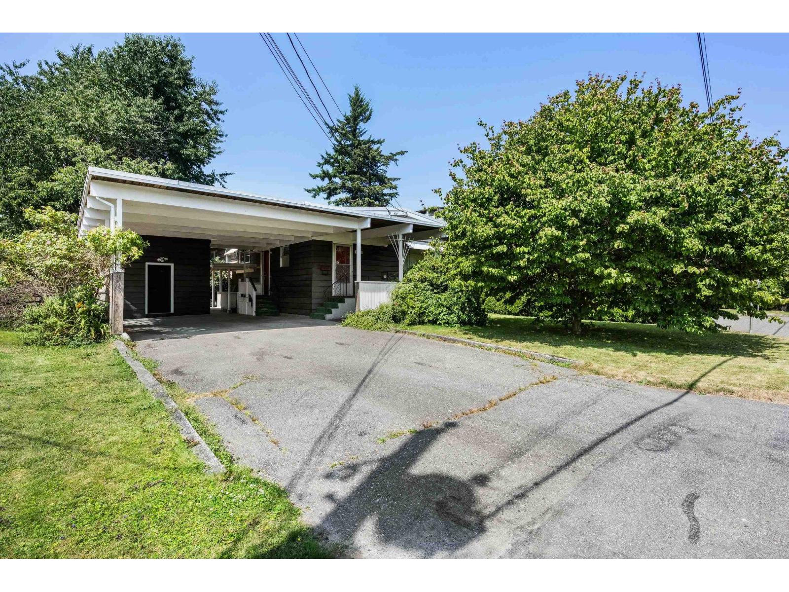 46725 MACKEN AVENUE|Chilliwack Proper East