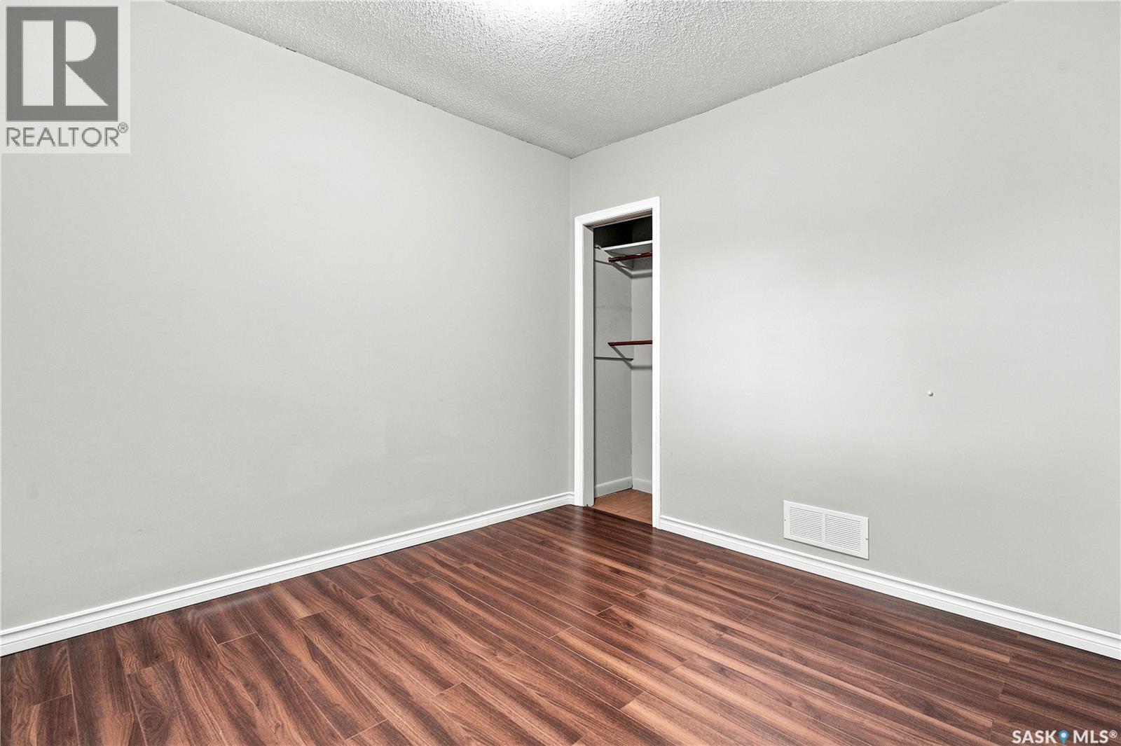 2118 Clarence Avenue S, Saskatoon, Saskatchewan  S7J 1L5 - Photo 19 - SK041898