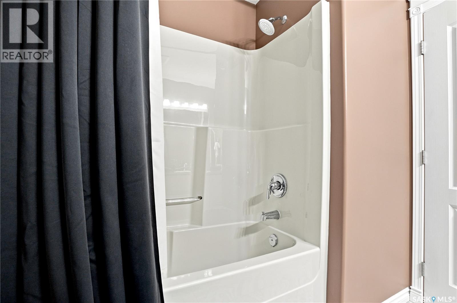 518 Sears Cove, Saskatoon, Saskatchewan  S7N 4V6 - Photo 35 - SK041883